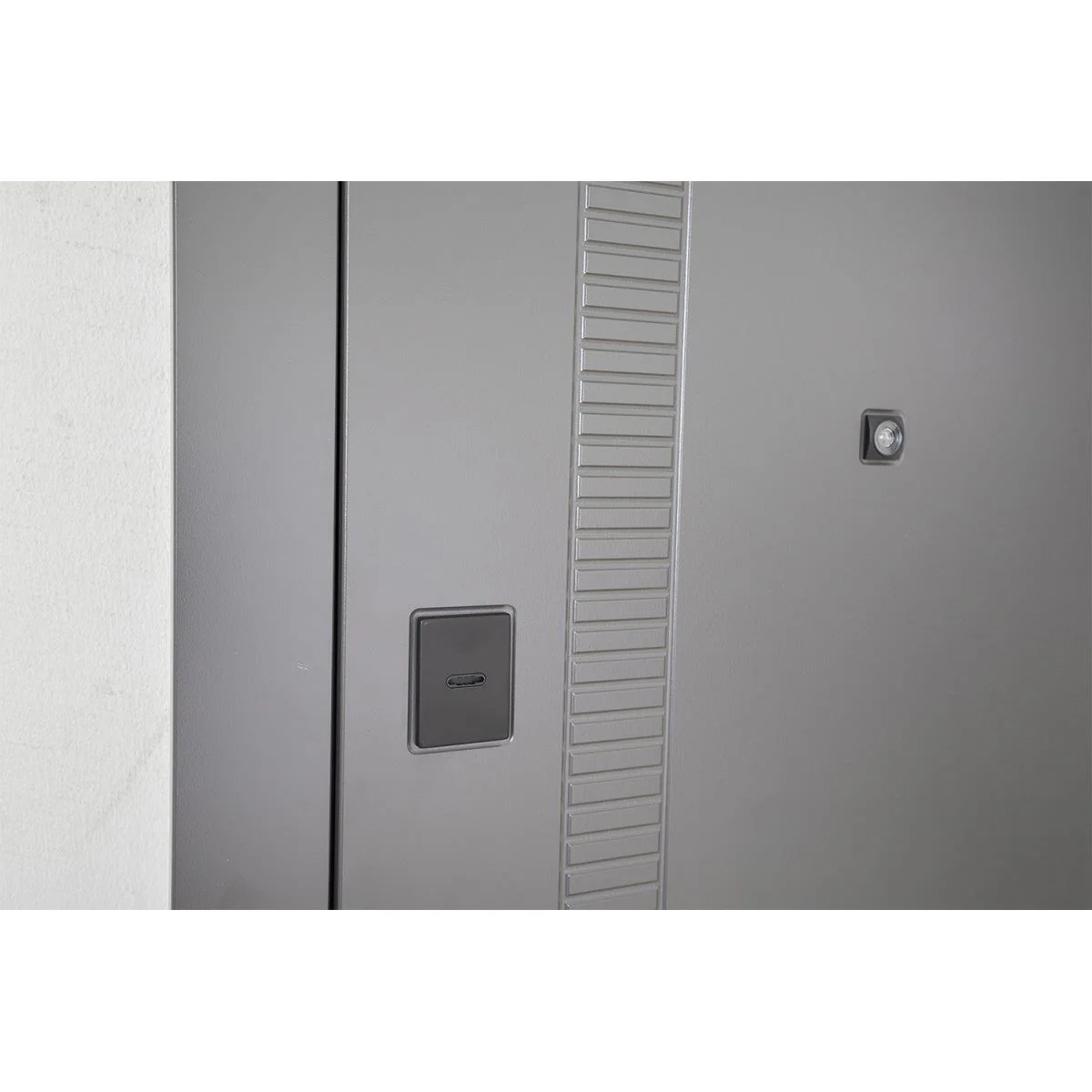 Välisuksed korterile RAIL 7 välisuksed korterile RAIL metalluksed tallinnas uksed tallinnas andoora 6